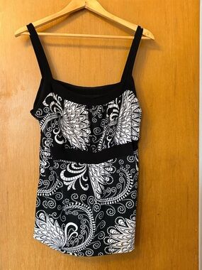 Susan Lawrence Black and White Patterned Tank Dress